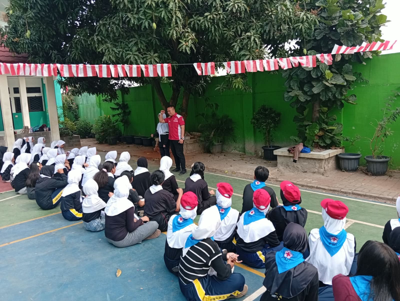 Kegiatan latihan PMR REMADEPATUSI